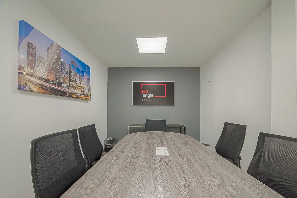 Red Tangle Workspaces | GK-91
